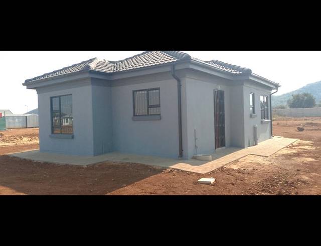 3 BEDROOM TOWNHOUSE FOR SALE IN KLERKSOORD